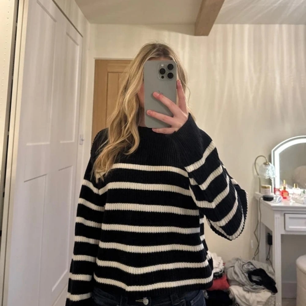 Striped Black and White Women's Sweater